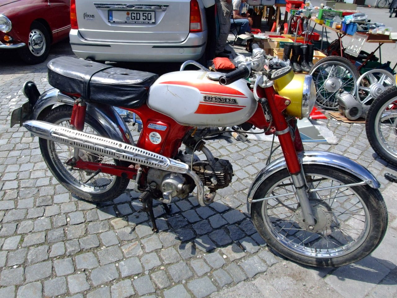 ホンダ ベンリイ SS50の実車写真
