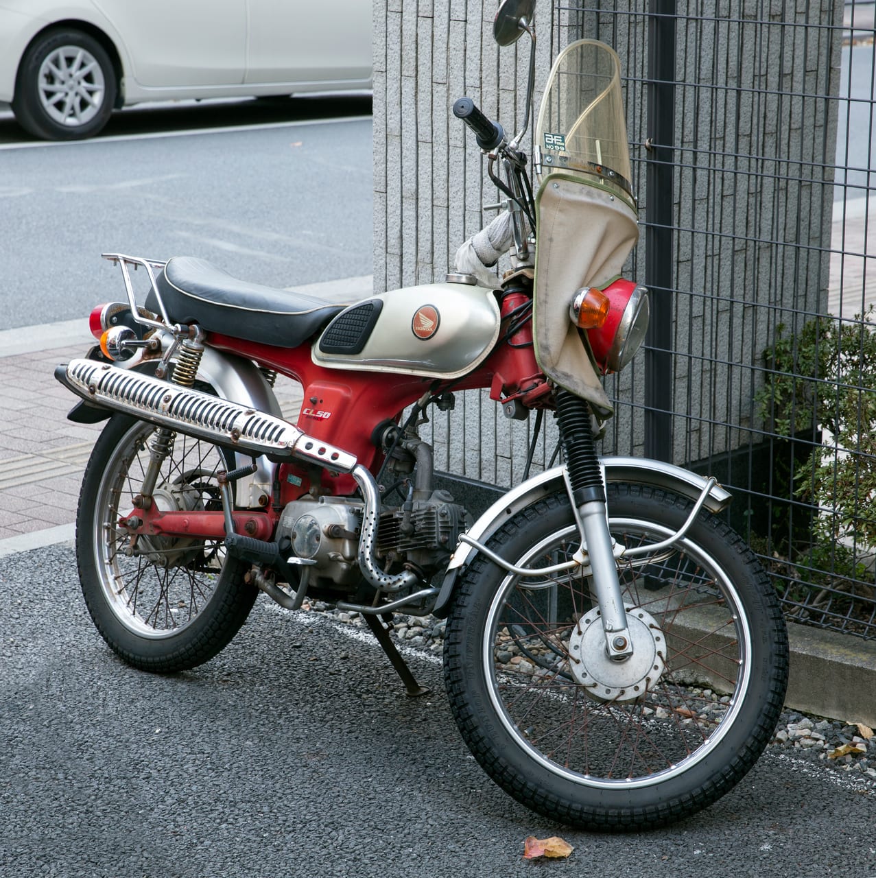 ホンダ ベンリィ CL50の実車写真