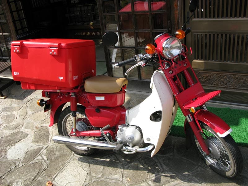 ホンダ MD90 (郵政カブ)の実車写真