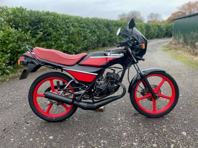 カワサキ AR50の実車写真